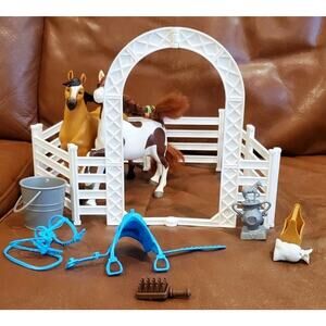 DWA LLC Just Play Horse Corral Playset 2019 Spirit Boomerang Horses Accessories